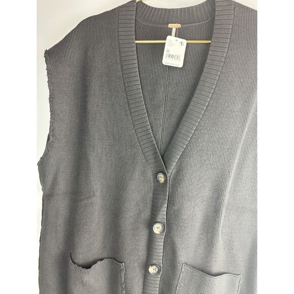 NWT Free People Oakleigh Oversized Boyfriend Sweater Vest Button Charcoal Gray M - Picture 6 of 16